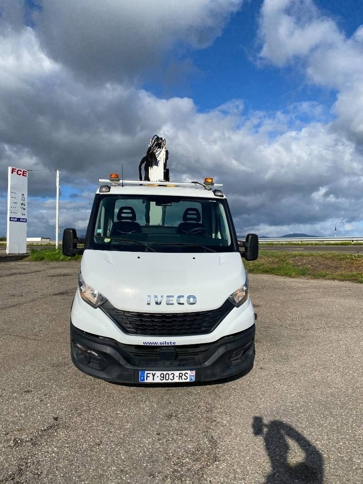 Iveco DAILY 35-140S / 2.3 Multijet 136-OIL&STEEL - Truck with aerial platform: picture 3 Iveco DAILY 35-140S / 2.3 Multijet 136-OIL&STEEL - Truck with aerial platform: picture 3