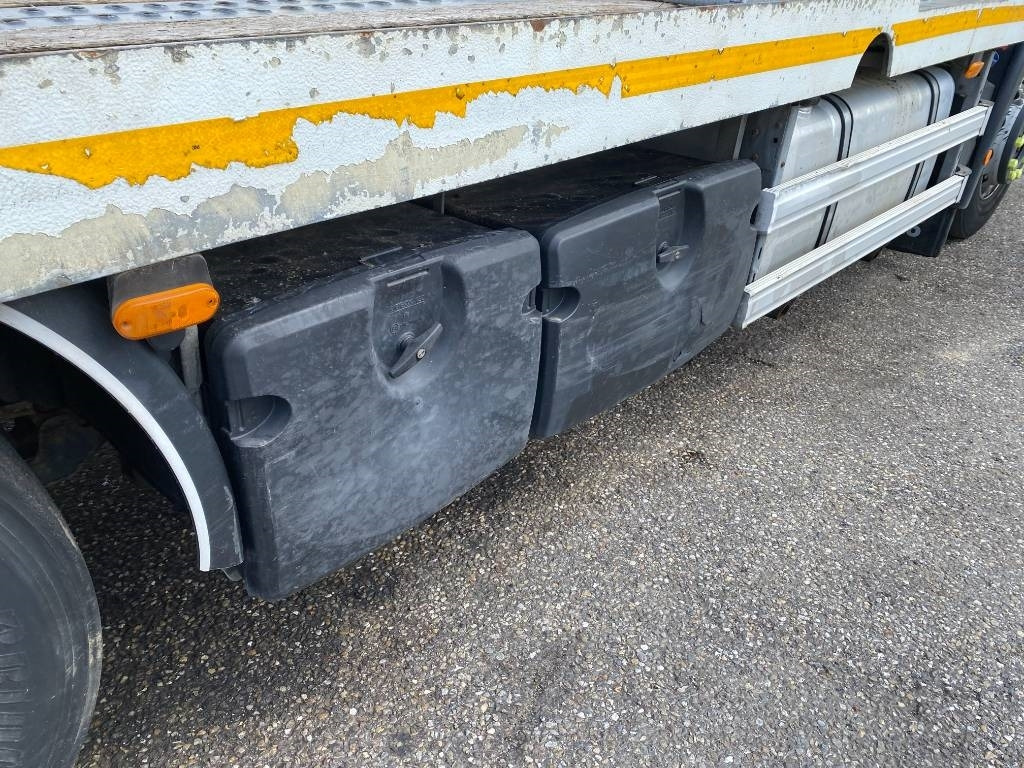 Autotransporter truck Iveco STRALIS 360 e6 A Réparer: picture 40 Autotransporter truck Iveco STRALIS 360 e6 A Réparer: picture 40
