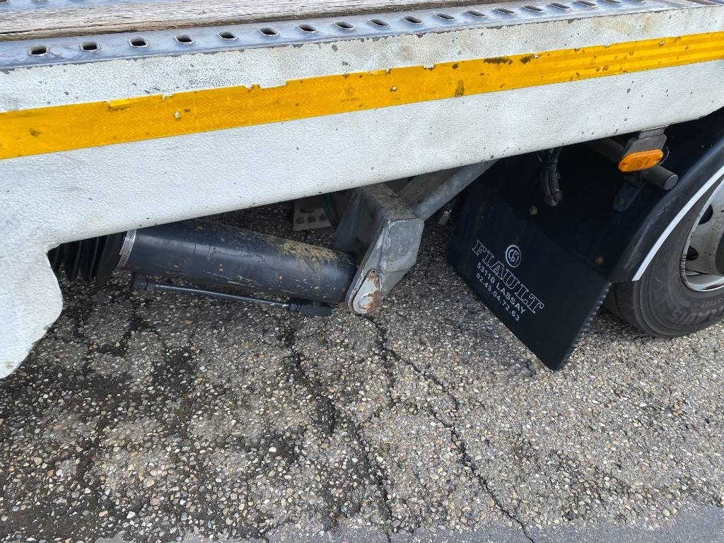 Autotransporter truck Iveco STRALIS 360 e6 A Réparer: picture 34 Autotransporter truck Iveco STRALIS 360 e6 A Réparer: picture 34