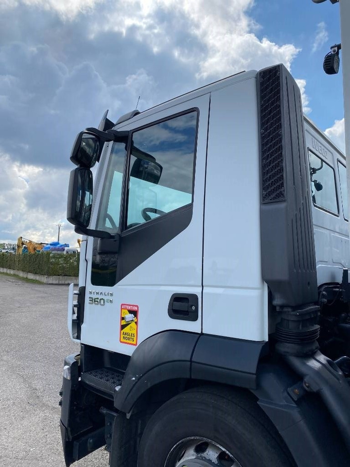 Autotransporter truck Iveco STRALIS 360 e6 A Réparer: picture 16 Autotransporter truck Iveco STRALIS 360 e6 A Réparer: picture 16