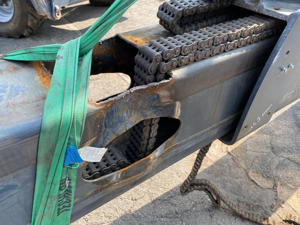 Telescopic wheel loader Magni RTH 5.23 SMART-D/C 1er Main endommagé: picture 13