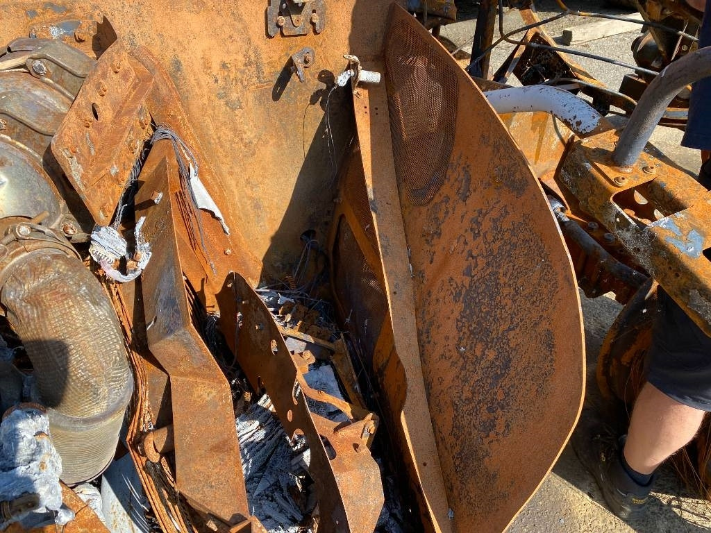 Telescopic handler Manitou MLT 737 endommagé: picture 31