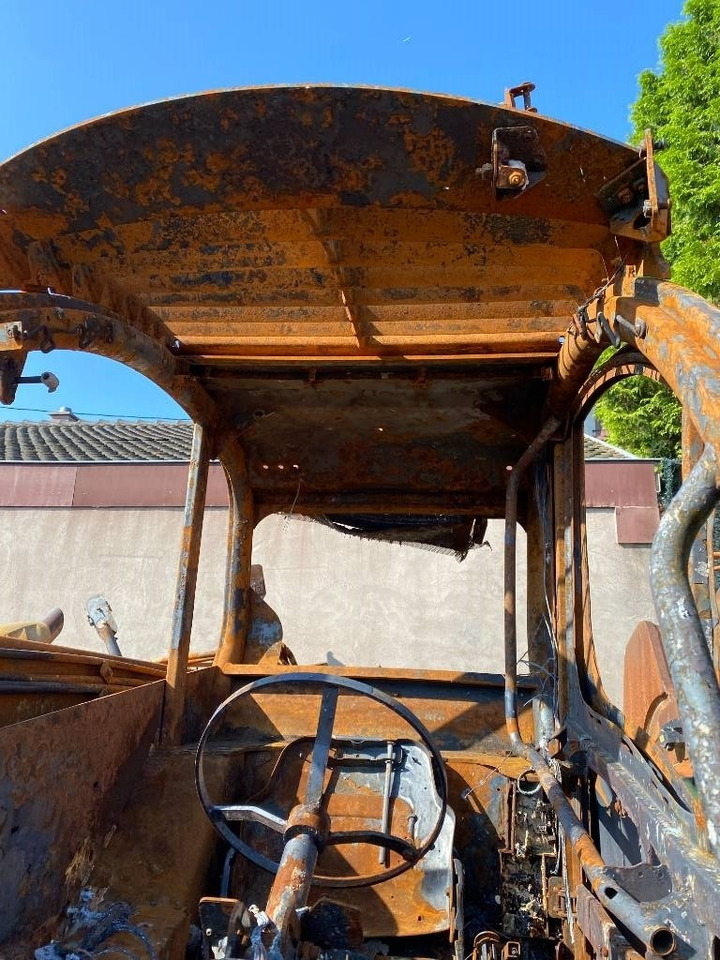 Telescopic handler Manitou MLT 737 endommagé: picture 16