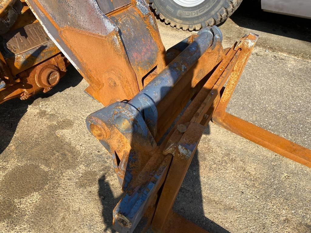 Telescopic handler Manitou MLT 737 endommagé: picture 37