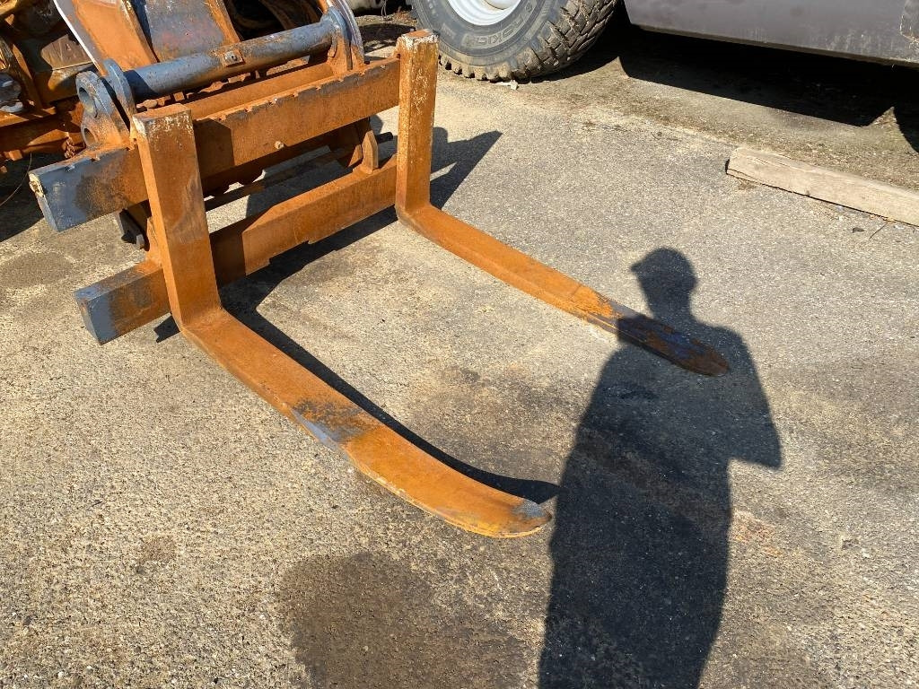 Telescopic handler Manitou MLT 737 endommagé: picture 8