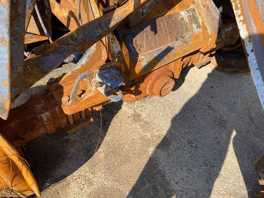 Telescopic handler Manitou MLT 737 endommagé: picture 34