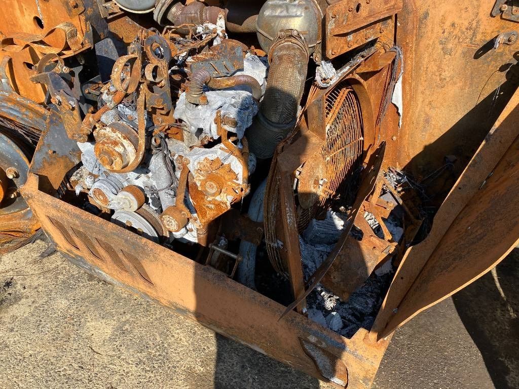 Telescopic handler Manitou MLT 737 endommagé: picture 29