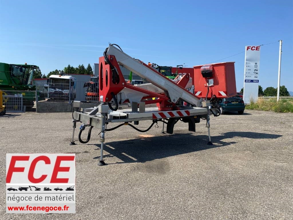 Multitel Nacelle Multitel MX 200 A réviser - Truck with aerial platform: picture 1 Multitel Nacelle Multitel MX 200 A réviser - Truck with aerial platform: picture 1