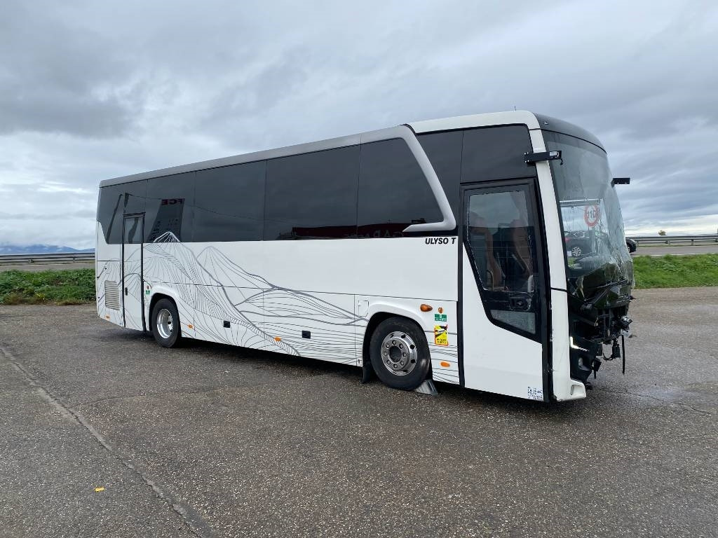 Otokar ULYSO-T Cummins e6/316Ps endommagé - Suburban bus: picture 3 Otokar ULYSO-T Cummins e6/316Ps endommagé - Suburban bus: picture 3
