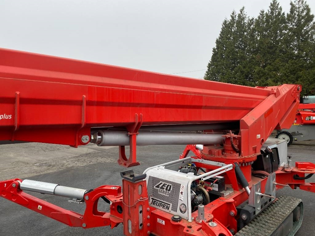 Telescopic boom Teupen LEO35T/PLUS a réparer: picture 22