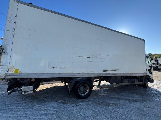 Renault MIDLUM 220 DCI CAISSE HAYON - Box truck: picture 3 Renault MIDLUM 220 DCI CAISSE HAYON - Box truck: picture 3