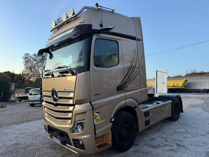 Mercedes Actros 1853 - Tractor truck: picture 1 Mercedes Actros 1853 - Tractor truck: picture 1