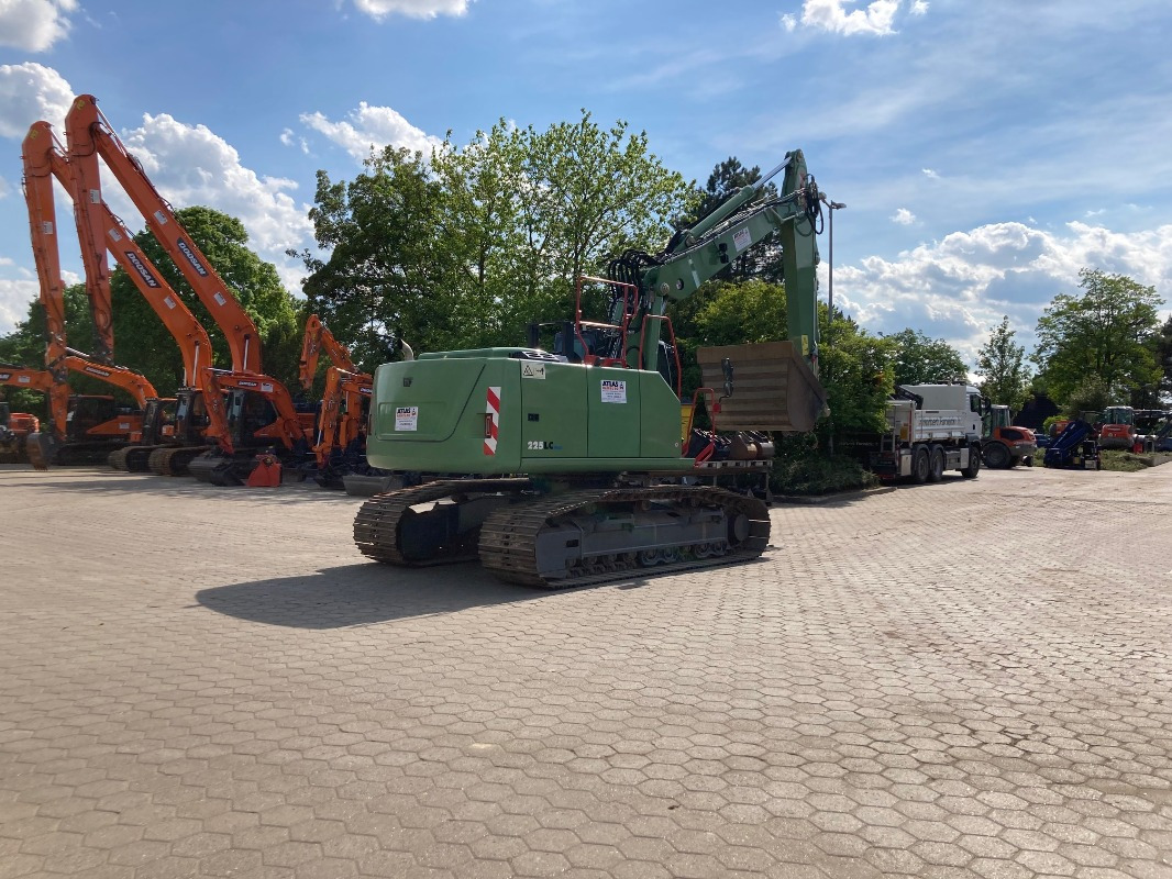 Atlas 225LC-BLUE - Crawler excavator: picture 2 Atlas 225LC-BLUE - Crawler excavator: picture 2