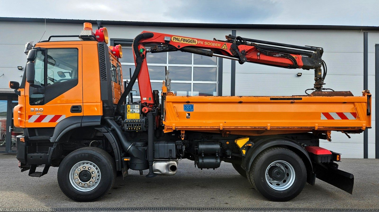 Iveco Trakker 190T33 4x4 Euro5 Kran Palfinger Funk - Tipper, Crane truck: picture 5 Iveco Trakker 190T33 4x4 Euro5 Kran Palfinger Funk - Tipper, Crane truck: picture 5