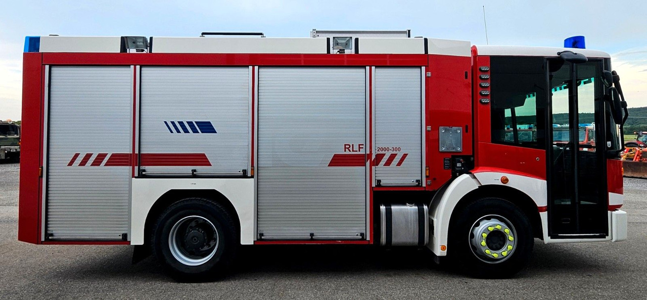 Mercedes-Benz 1829 Feuerwehr Ziegler RLF 2000/300 TLF Winde - Fire truck: picture 5 Mercedes-Benz 1829 Feuerwehr Ziegler RLF 2000/300 TLF Winde - Fire truck: picture 5