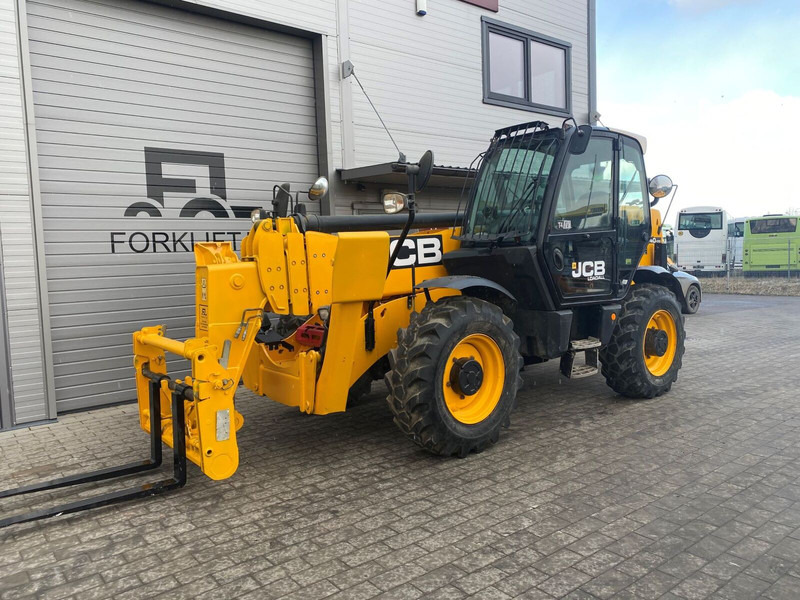 JCB 540-170 - Telescopic handler: picture 1 JCB 540-170 - Telescopic handler: picture 1
