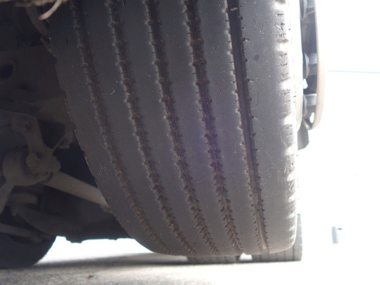 Curtain side truck DAF XF 480 SSC, 120 cbm, Durchfahren: picture 18 Curtain side truck DAF XF 480 SSC, 120 cbm, Durchfahren: picture 18