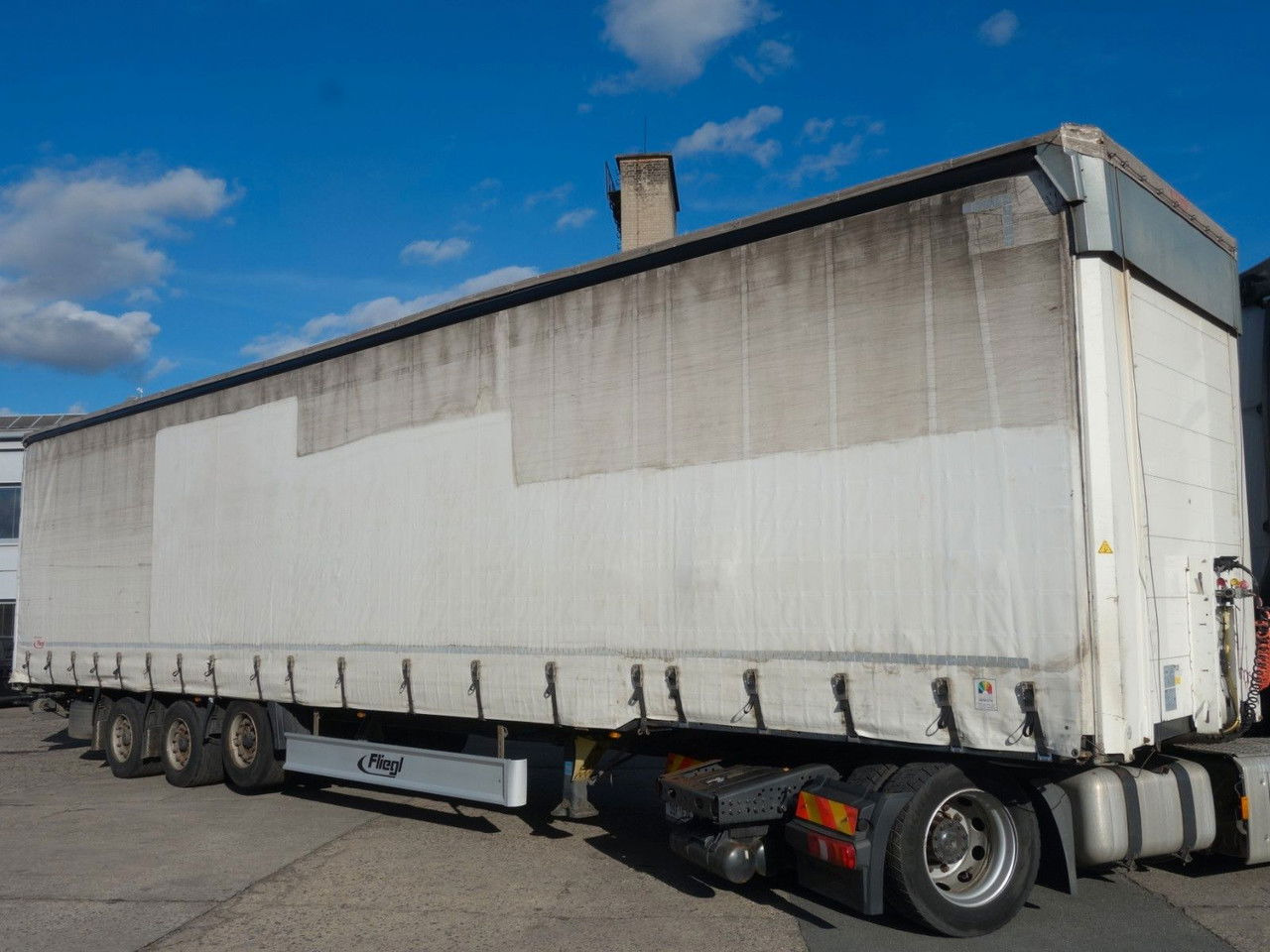 Fliegl SDS 01 Mega , 1xLichtachse - Curtainsider semi-trailer: picture 4 Fliegl SDS 01 Mega , 1xLichtachse - Curtainsider semi-trailer: picture 4