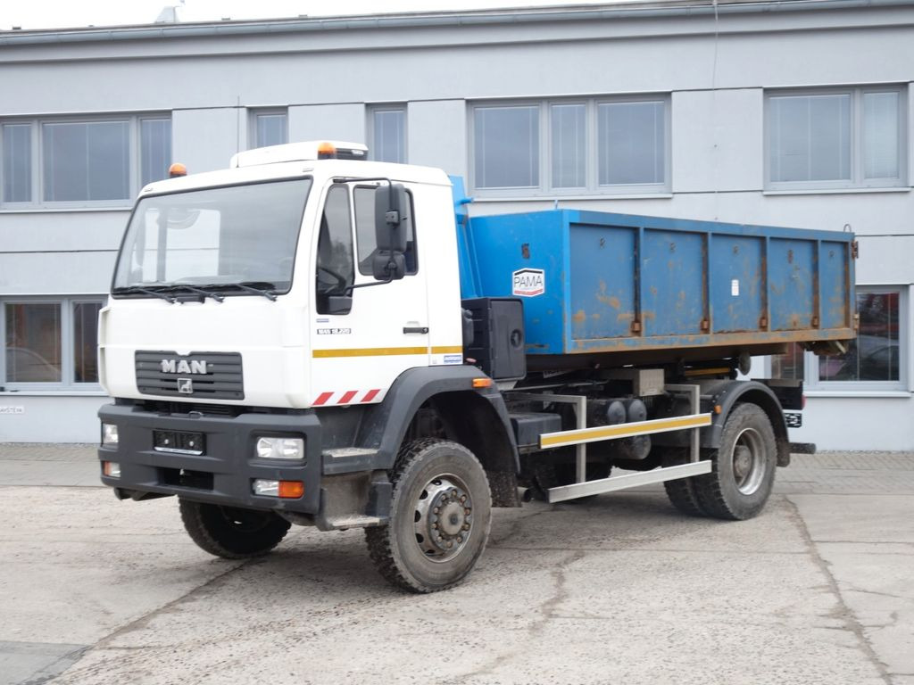 MAN 18.220 4x4 Neue Aufbau 2023 TOP ! - Hook lift truck, Crane truck: picture 1 MAN 18.220 4x4 Neue Aufbau 2023 TOP ! - Hook lift truck, Crane truck: picture 1
