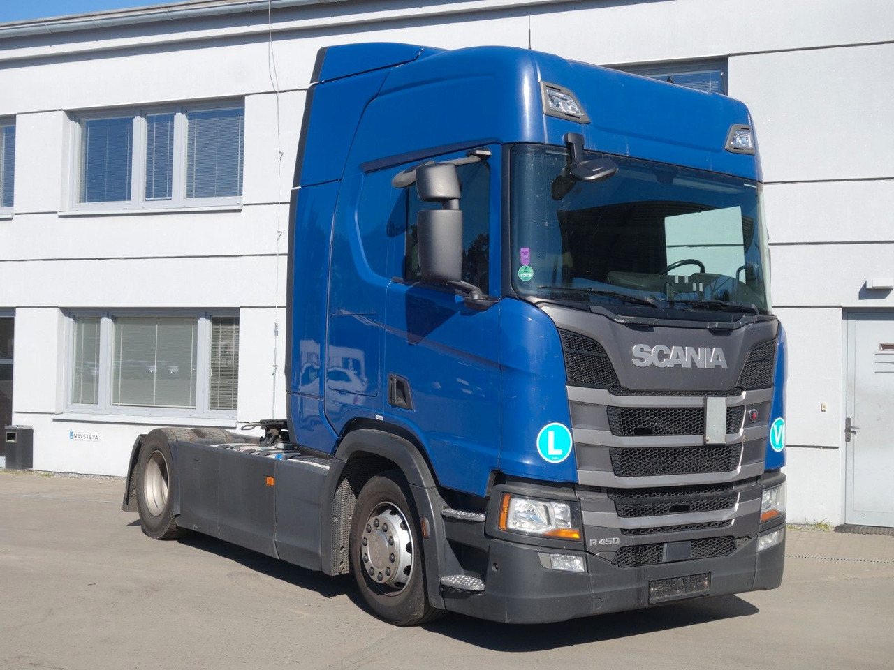 Scania R 450 Standard, Retarder, Full service - Tractor truck: picture 3 Scania R 450 Standard, Retarder, Full service - Tractor truck: picture 3