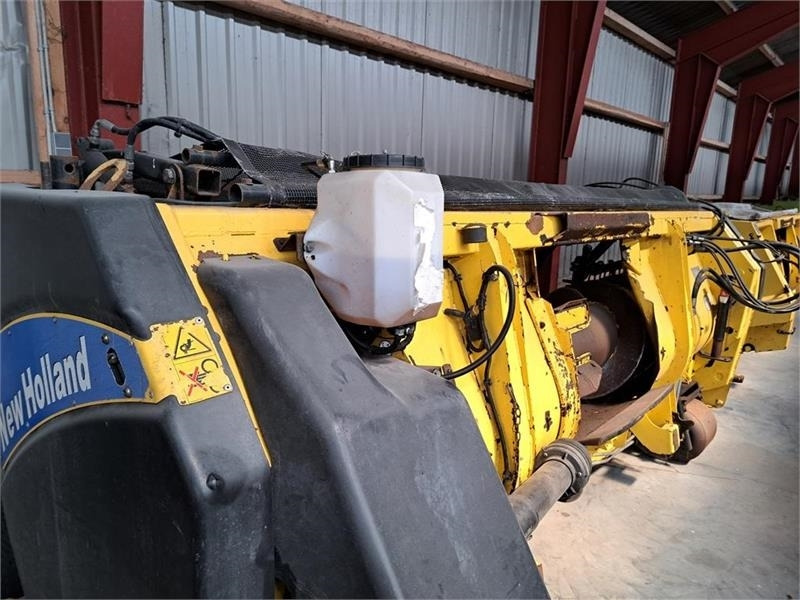 New Holland 283 Græs pick-up - Tedding equipment: picture 4 New Holland 283 Græs pick-up - Tedding equipment: picture 4