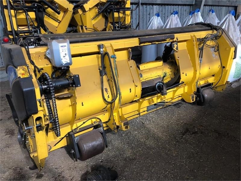 New Holland 356W - Tedding equipment: picture 2 New Holland 356W - Tedding equipment: picture 2