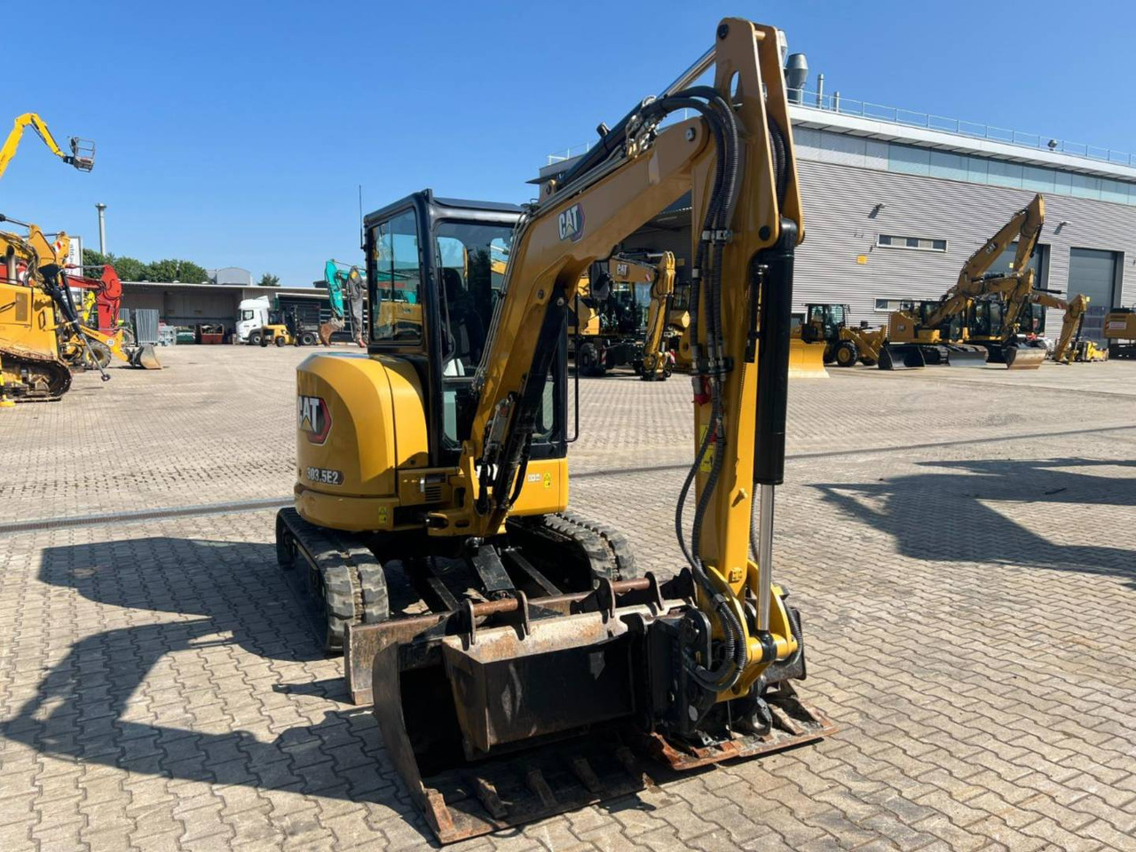 CAT 303.5E2CR - Crawler excavator: picture 2 CAT 303.5E2CR - Crawler excavator: picture 2