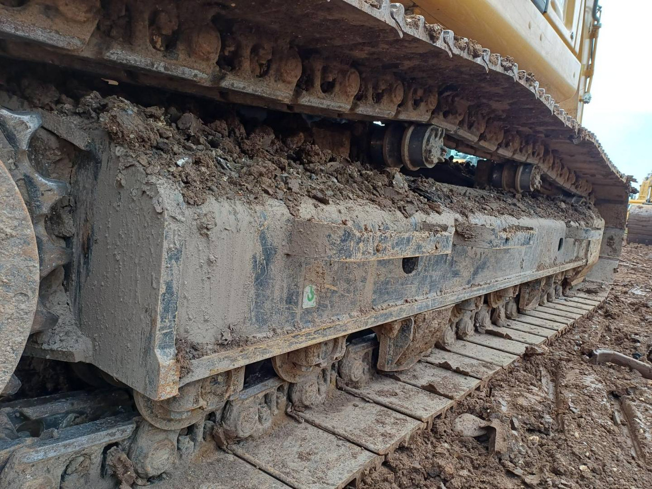 Crawler excavator CAT 323-07: picture 19