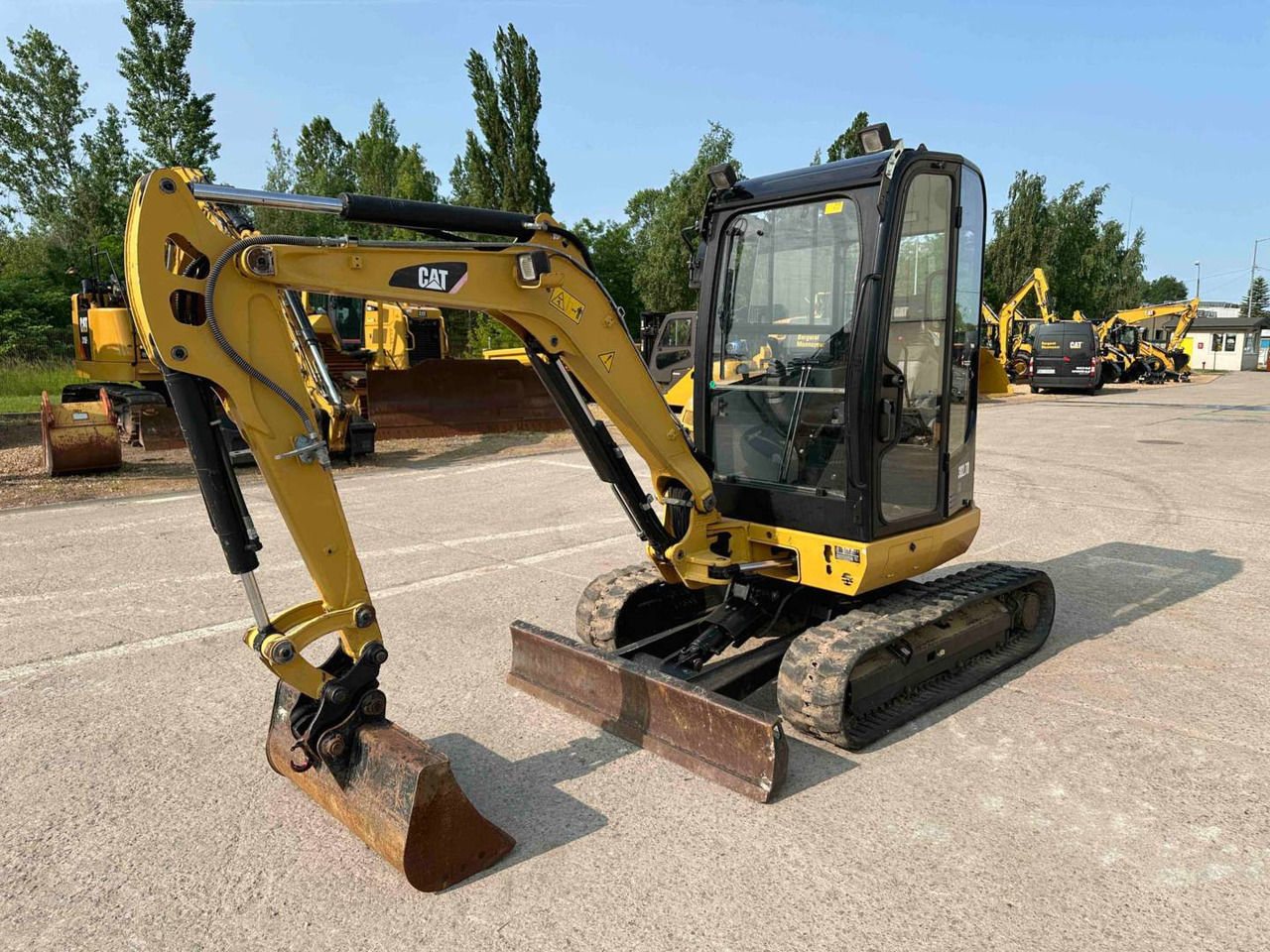 CAT 302.7DCR - Crawler excavator: picture 1 CAT 302.7DCR - Crawler excavator: picture 1