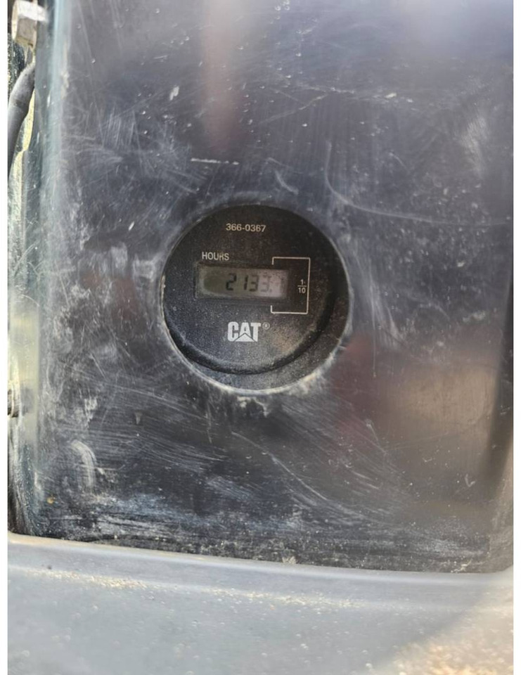 CAT 305.5E2CR - Crawler excavator: picture 5 CAT 305.5E2CR - Crawler excavator: picture 5