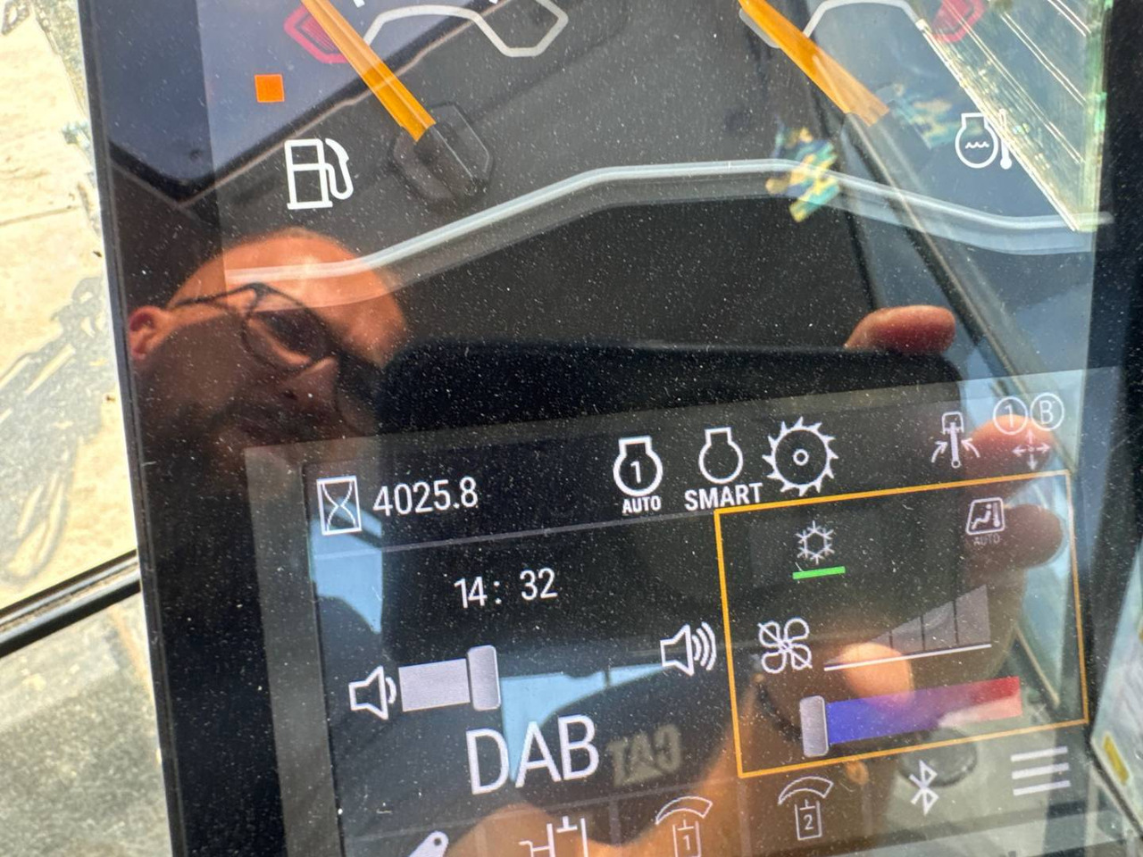 CAT 308CR - Crawler excavator: picture 5 CAT 308CR - Crawler excavator: picture 5