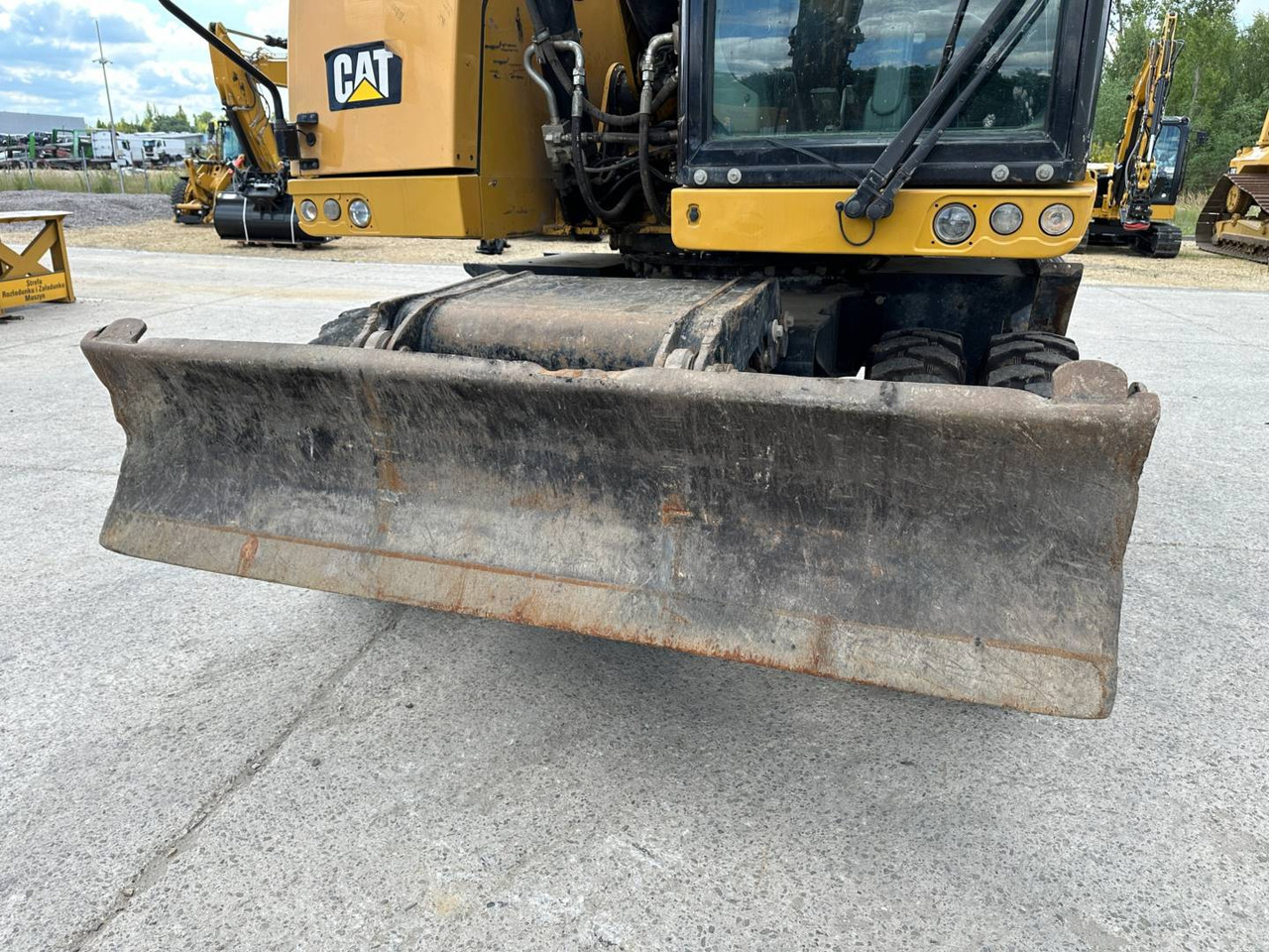 Wheel excavator CAT M318F: picture 16