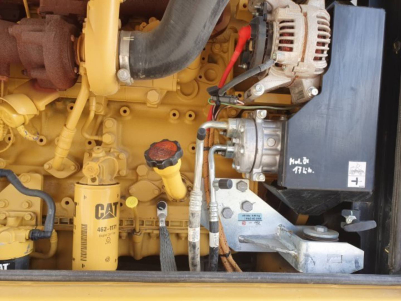 Wheel excavator CAT M318F: picture 12