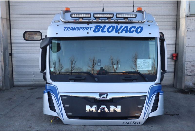 MAN F99L47 TGX XLX 81.60000-7919 - Cab and interior for Truck: picture 1 MAN F99L47 TGX XLX 81.60000-7919 - Cab and interior for Truck: picture 1