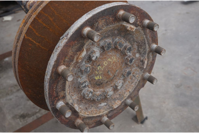 MAN V9-82L-21 - Front axle for Truck: picture 2 MAN V9-82L-21 - Front axle for Truck: picture 2