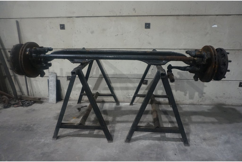 MAN VO-09-21 - Front axle for Truck: picture 1 MAN VO-09-21 - Front axle for Truck: picture 1