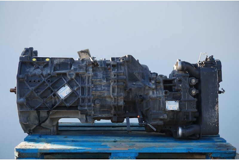 ZF 12AS2331DD+INT3 - Gearbox for Truck: picture 1 ZF 12AS2331DD+INT3 - Gearbox for Truck: picture 1