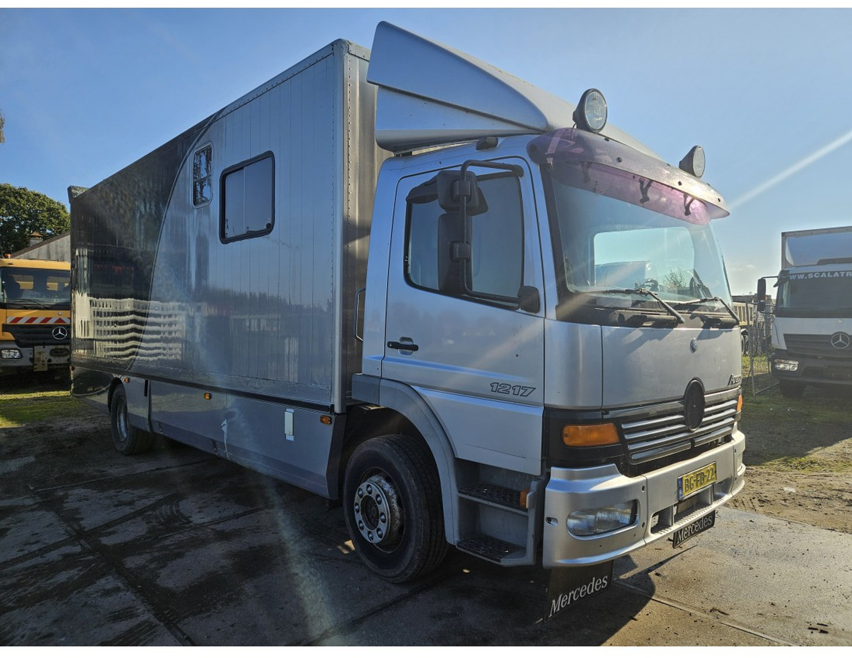 Mercedes Atego 1217 L 4x2 Horse transport Dutch Truck - Horse truck: picture 4 Mercedes Atego 1217 L 4x2 Horse transport Dutch Truck - Horse truck: picture 4