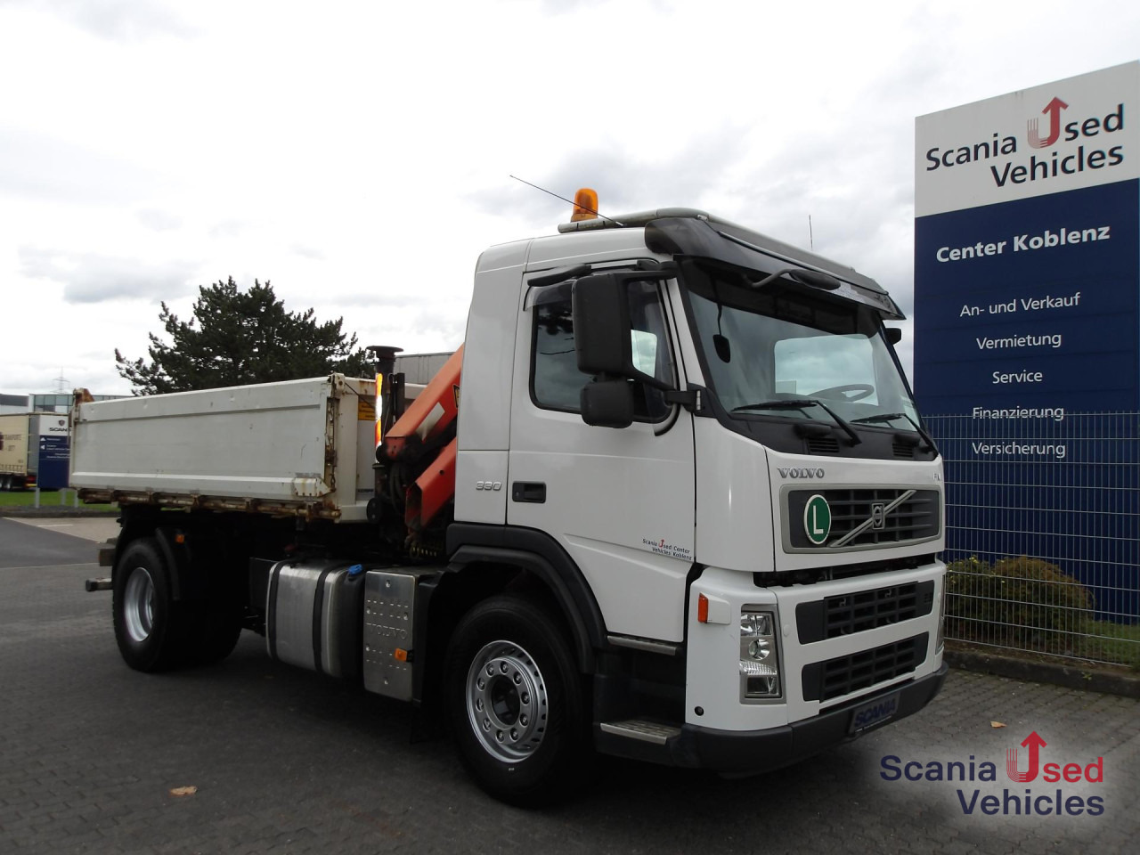 VOLVO FM 330 - PALFINGER PK 11001K - KEMPF DSK - Tipper: picture 1 VOLVO FM 330 - PALFINGER PK 11001K - KEMPF DSK - Tipper: picture 1