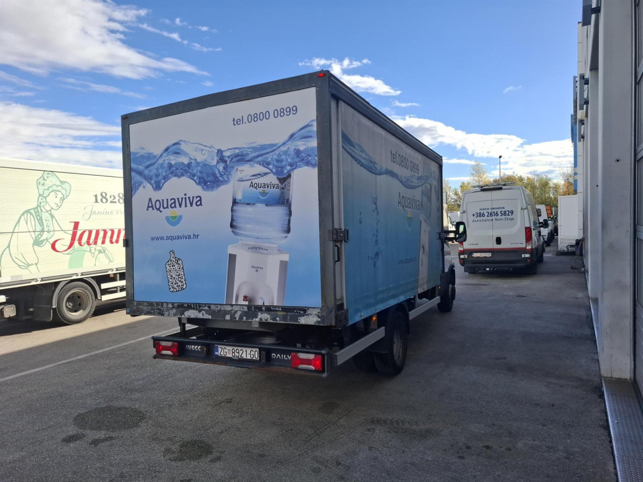 IVECO Daily 70C15 - Curtain side van: picture 4 IVECO Daily 70C15 - Curtain side van: picture 4