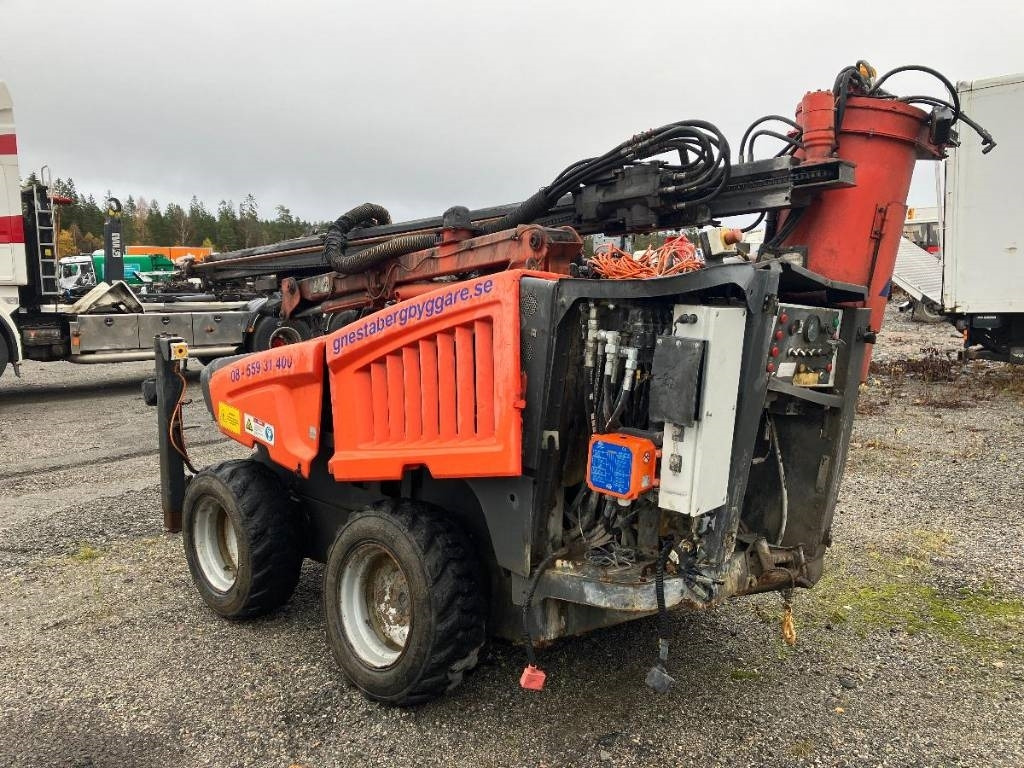 Sandvik Commando DC 125R ONLY FOR SPAREPARTS - Engine for Construction machinery: picture 3 Sandvik Commando DC 125R ONLY FOR SPAREPARTS - Engine for Construction machinery: picture 3