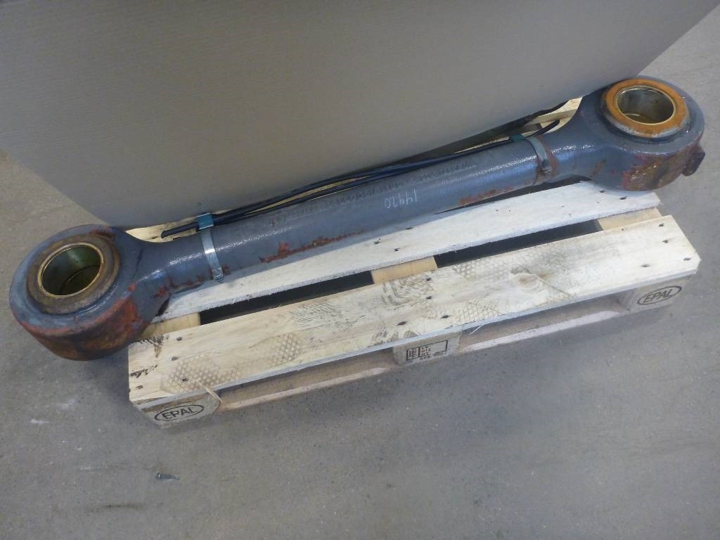 Volvo L 180 H Hundben, voe11093778 - Boom for Construction machinery: picture 2 Volvo L 180 H Hundben, voe11093778 - Boom for Construction machinery: picture 2