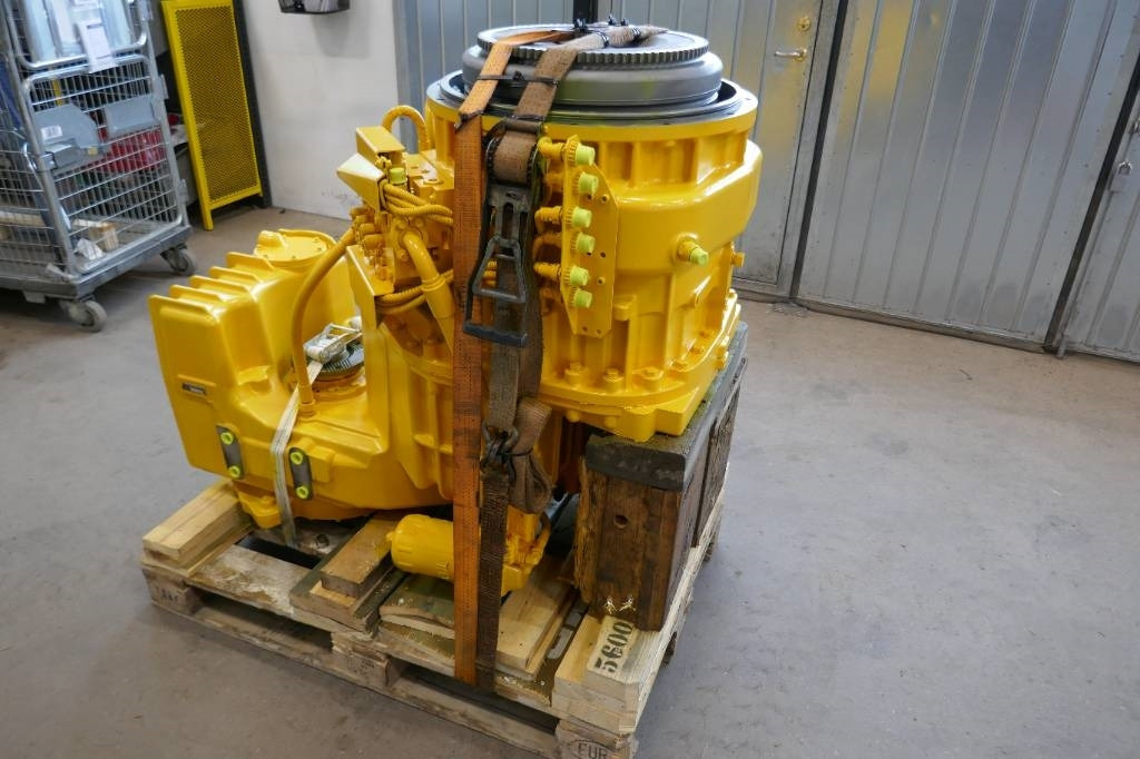 Volvo L220 växellåda 22757 - Gearbox for Construction machinery: picture 2 Volvo L220 växellåda 22757 - Gearbox for Construction machinery: picture 2
