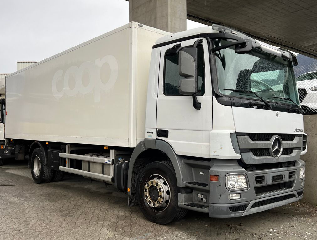 Mercedes-Benz Actros 1836 4x2, Carrier Supra 850U, Ladebordwan - Refrigerator truck: picture 2 Mercedes-Benz Actros 1836 4x2, Carrier Supra 850U, Ladebordwan - Refrigerator truck: picture 2