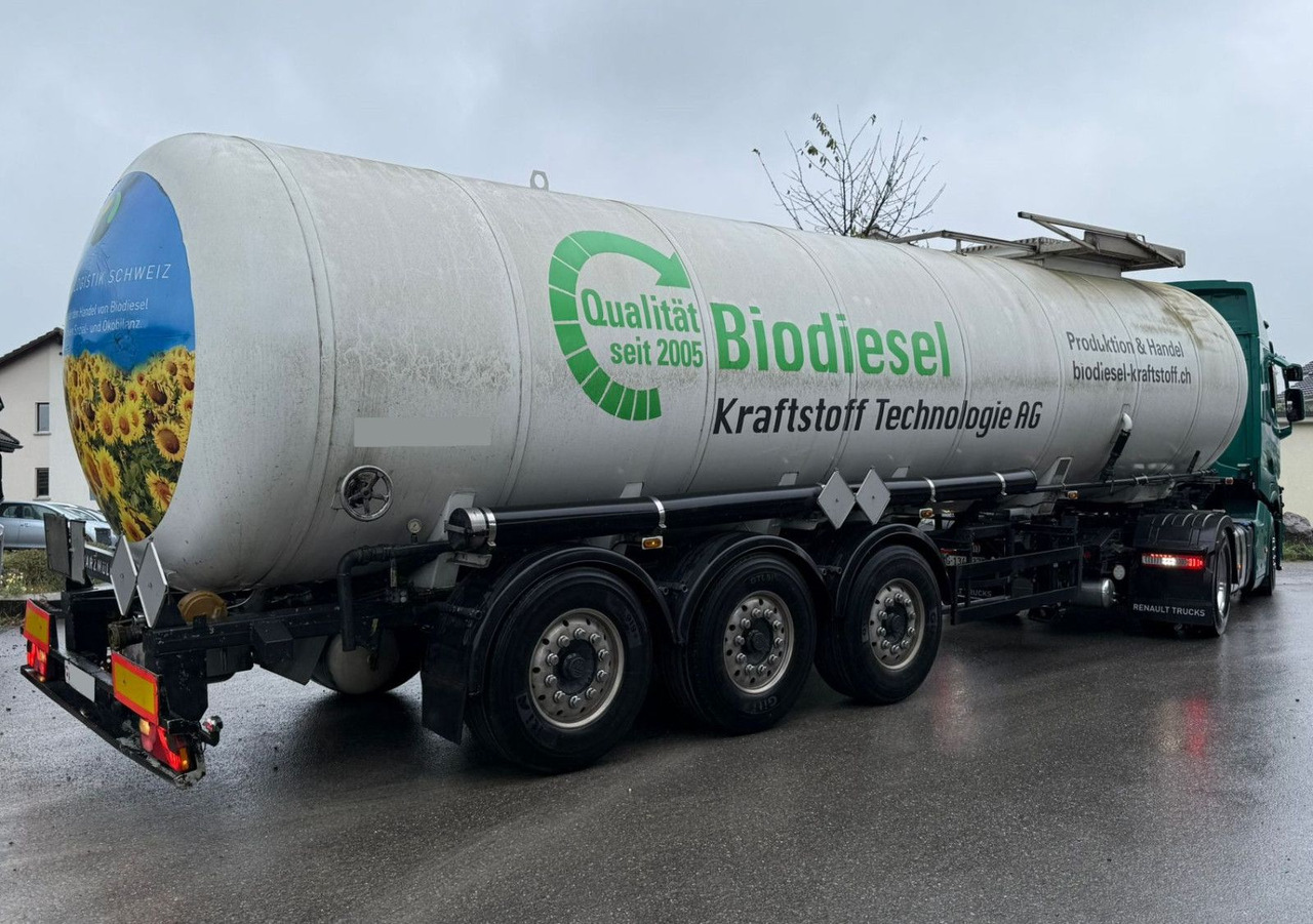Schwarzmüller TS 3/E, ADR, Bitumen, 1 Kammer - Tanker semi-trailer: picture 2 Schwarzmüller TS 3/E, ADR, Bitumen, 1 Kammer - Tanker semi-trailer: picture 2