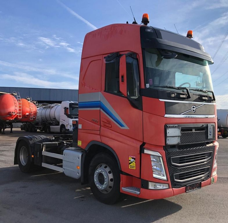 Volvo FH460 4x2, E6, ADR, Hydraulik Volvo FH460 4x2, E6, ADR, Hydraulik - Tractor truck: picture 3 Volvo FH460 4x2, E6, ADR, Hydraulik Volvo FH460 4x2, E6, ADR, Hydraulik - Tractor truck: picture 3