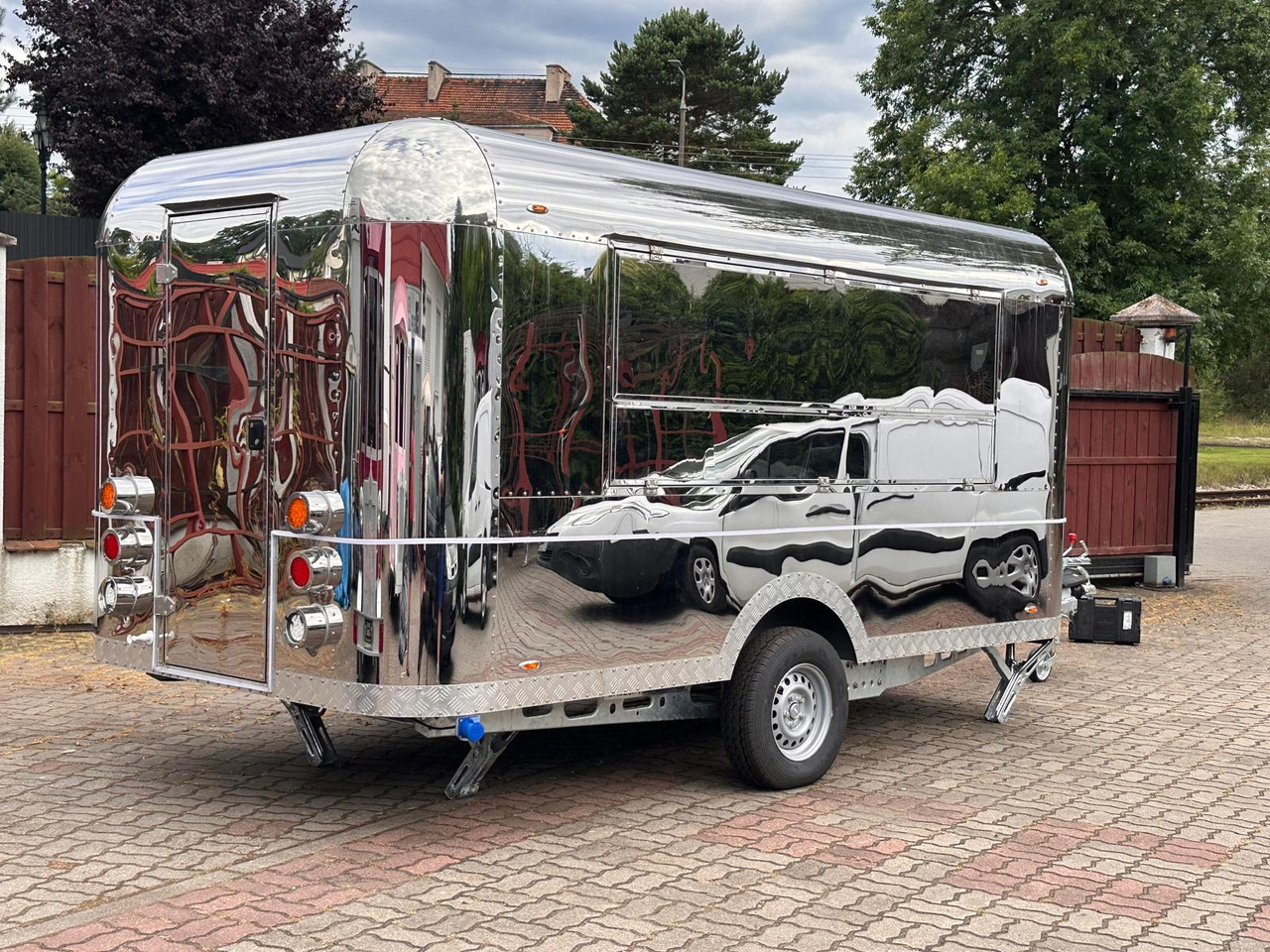 Bodex  - Vending trailer: picture 2 Bodex  - Vending trailer: picture 2