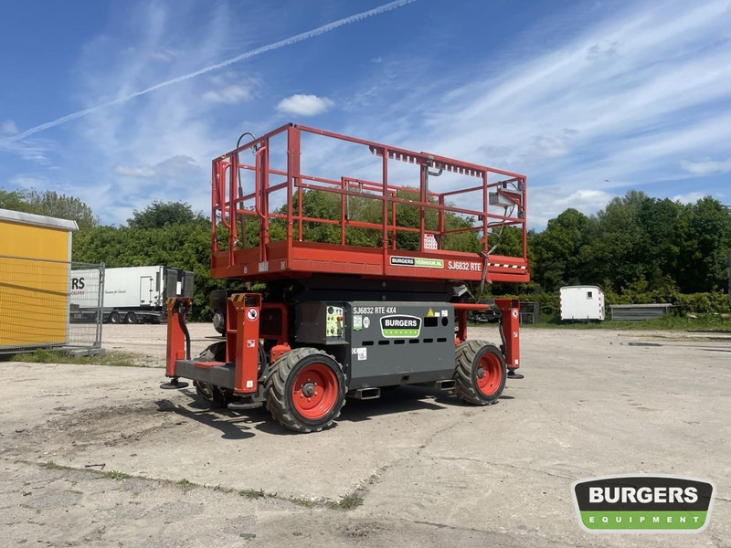 Skyjack SJ6832 RTE - Scissor lift: picture 1 Skyjack SJ6832 RTE - Scissor lift: picture 1