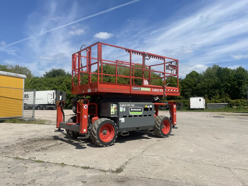 Skyjack SJ6832 RTE - Scissor lift: picture 1 Skyjack SJ6832 RTE - Scissor lift: picture 1