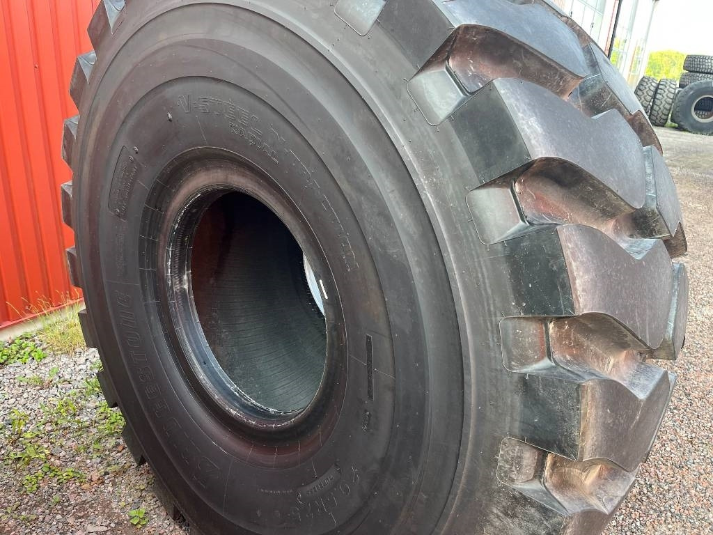 Bridgestone 29,5R25 Nya däck New Tyre - Wheel and tire package: picture 4 Bridgestone 29,5R25 Nya däck New Tyre - Wheel and tire package: picture 4